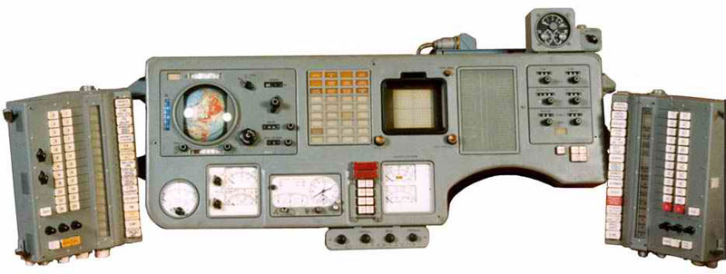 Main Instrument Panel and Main Control Console